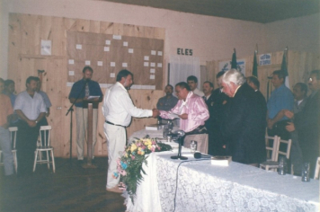Foto - Sessão de Promulgação da Lei Orgânica Municipal, no Clube Aliança - Antiga Sede da Câmara de Vereadores