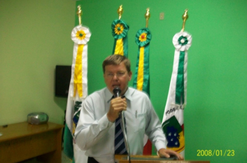 Foto - Sessão Solene em comemoração aos 10 anos do município de Capão do Cipó e entrega de Diploma aos membros da Comissão Emancipacionista.