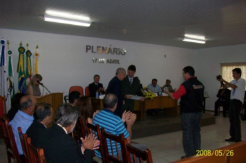 Foto - Sessão Solene em Homenagem aos Ex-Vereadores e à Imprensa