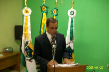 Foto - Sessão Solene em comemoração aos 10 anos do município de Capão do Cipó e entrega de Diploma aos membros da Comissão Emancipacionista.