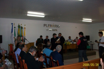 Foto - Sessão Solene em Homenagem aos Ex-Vereadores e à Imprensa