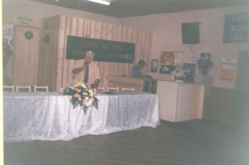 Foto - Sessão Solene de entrega de títulos de Cidadão Honorário aos Srs. Maximiliano Stacowski e Vulmar Silveira Leite, no Clube Aliança, antiga sede da Câmara de Vereadores