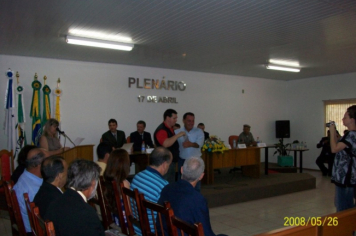 Foto - Sessão Solene em Homenagem aos Ex-Vereadores e à Imprensa