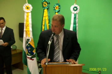 Foto - Sessão Solene em comemoração aos 10 anos do município de Capão do Cipó e entrega de Diploma aos membros da Comissão Emancipacionista.