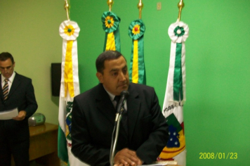 Foto - Sessão Solene em comemoração aos 10 anos do município de Capão do Cipó e entrega de Diploma aos membros da Comissão Emancipacionista.