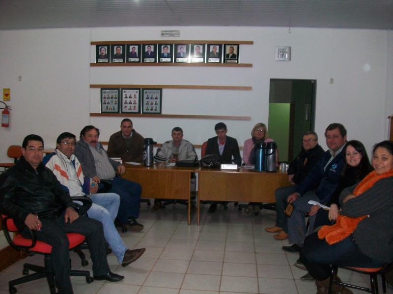Reunião entre Executivo e Legislativo sobre as diretrizes do município