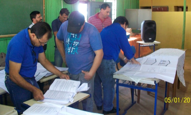 INICIO DA OBRA DO GINÁSIO POLIESPORTIVO NA ESCOLA MACEDO BELTRÃO DO NASCIMENTO, NA LOCALIDADE DO CAROVI